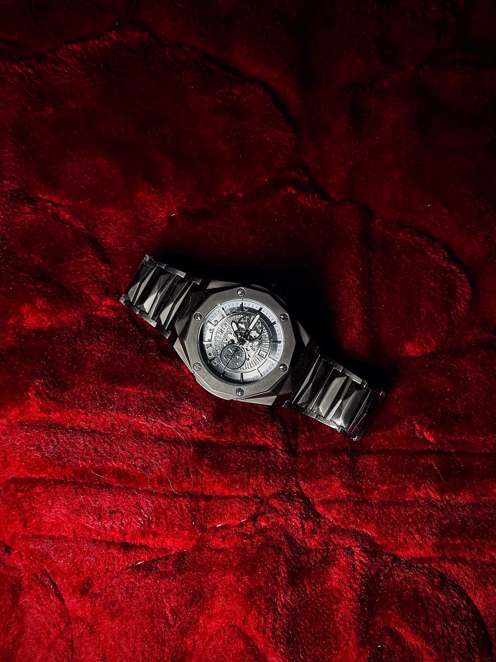 Hublot cut